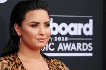 Demi Lovato está «despierta» y con su familia tras aparente sobredosis