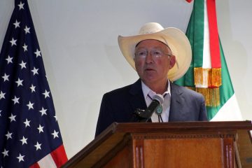 El embajador de Estados Unidos en México expresa “serias preocupaciones” por la reforma eléctrica de López Obrador