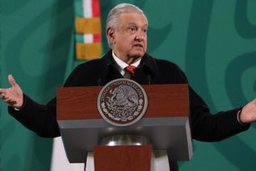 ‘Ya no quiero escuchar que faltan medicamentos y no quiero excusas’: López Obrador