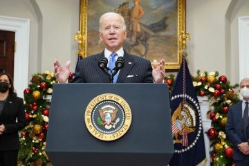 Biden asegura que Estados Unidos está listo para enfrentar a la variante Ómicron de Covid-19