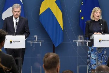 Suecia y Finlandia celebran reunión ‘constructiva’ con Turquía en sede de la OTAN