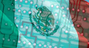 Bandera de México sobre circuitos digitales como referencia de inteligencia artificial