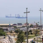 Irán anuncia cierre del Estrecho de Ormuz y eleva tensión en Medio Oriente
