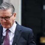 Keir Starmer renuncia como primer ministro británico tras presión interna laborista
