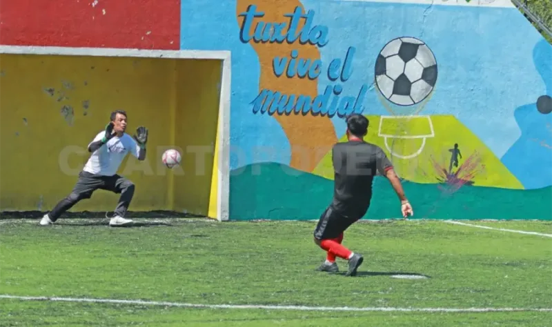 Partido de futbol local en Tuxtla Gutierrez