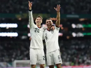 Jugadores de México celebran durante el Mundial 2026