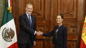 Felipe VI se reúne con Sheinbaum en México tras años de tensión diplomática