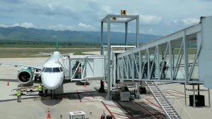Avión en el Aeropuerto Internacional Ángel Albino Corzo en Chiapas