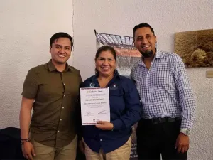 Participantes de capacitacion sobre arqueologia de la Reserva El Ocote