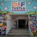 Fachada del DIF Tuxtla donde se brinda orientacion para registro de nacimiento