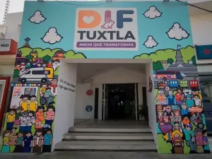 Fachada del DIF Tuxtla donde se brinda orientacion para registro de nacimiento