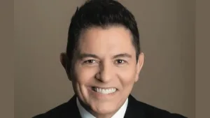 Retrato del actor y conductor Ernesto Laguardia