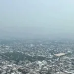 Vista panoramica de Tuxtla Gutierrez cubierta por contaminacion y mala calidad del aire