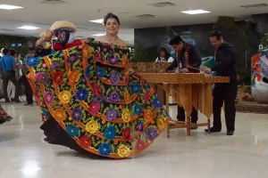 Recepción cultural durante la inauguración de la ruta AIFA-Tuxtla Gutiérrez de Mexicana de Aviación