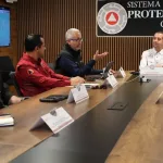 Autoridades durante la firma del convenio para reforzar el monitoreo volcánico en Chiapas