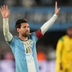 Lionel Messi celebra un gol en su último partido con la selección de Argentina ante Benín
